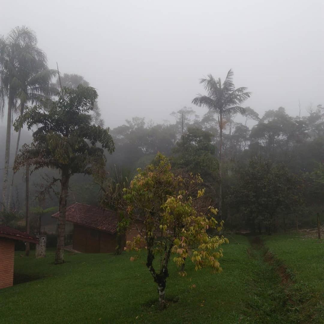 Pousada Recanto Dos Pinheiros Pilar do Sul Exteriör bild
